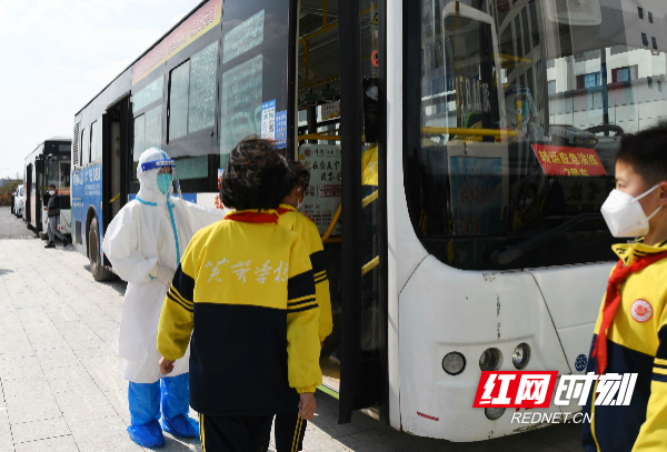 贵州疫情转运大巴侧翻,生命之痛与应急管理之思 贵州疫情转运大巴侧翻,生命之痛与应急管理之思