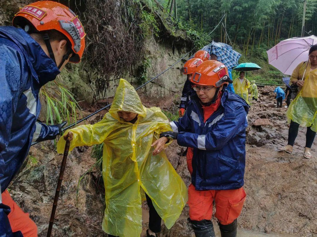 福建疫情再聚焦,31省新增本土确诊43例,精准防控与区域驰援并举 福建疫情再聚焦,31省新增本土确诊43例,精准防控与区域驰援并举