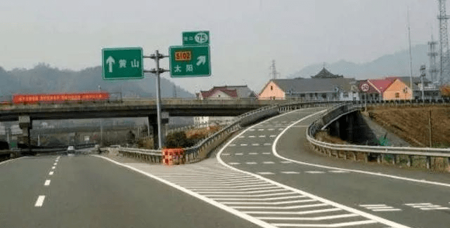 春节高速免费时间到了没下高速怎么办?别慌,记住这几点! 春节高速免费时间到了没下高速怎么办?别慌,记住这几点!