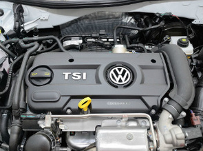 朗逸宝来哪个档次高?同级双雄的定位差异全解析 朗逸宝来哪个档次高?同级双雄的定位差异全解析