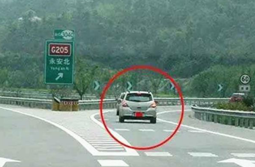 4月29号高速堵吗/四月29号上高速五一下高速