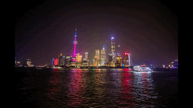 上海解封进行时,从静默到复苏的城市脉动 上海解封进行时,从静默到复苏的城市脉动