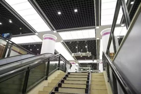 天津站地铁,地下长龙,城市脉动 天津站地铁,地下长龙,城市脉动