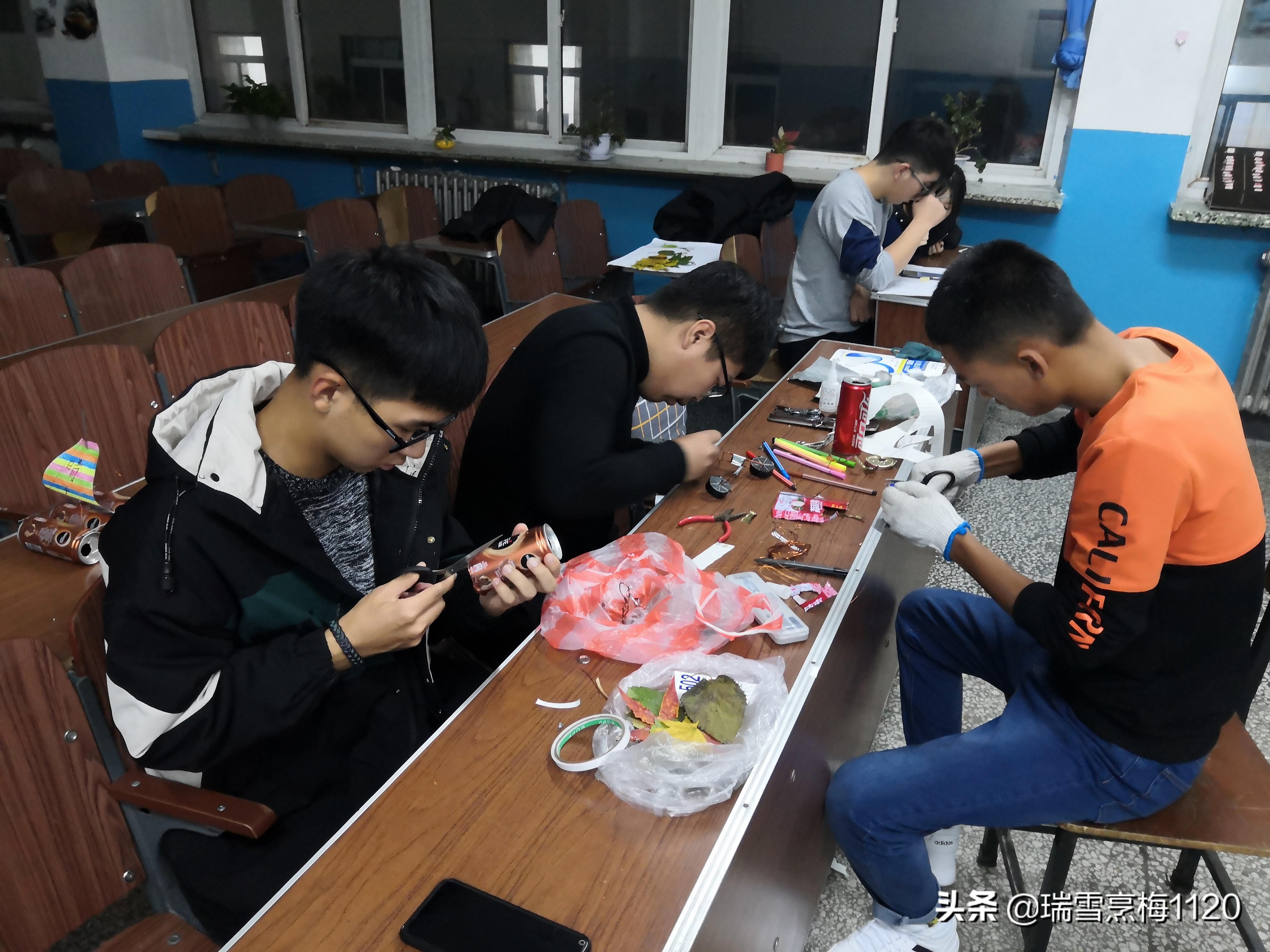 沈阳职业技术学院让染头发吗(沈阳职业技术学院让出去住吗) 沈阳职业技术学院让染头发吗(沈阳职业技术学院让出去住吗)