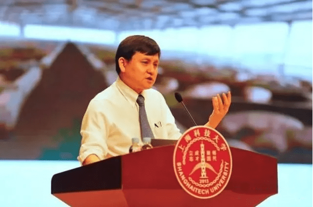 张文宏讲新冠病毒（新冠 张文宏）