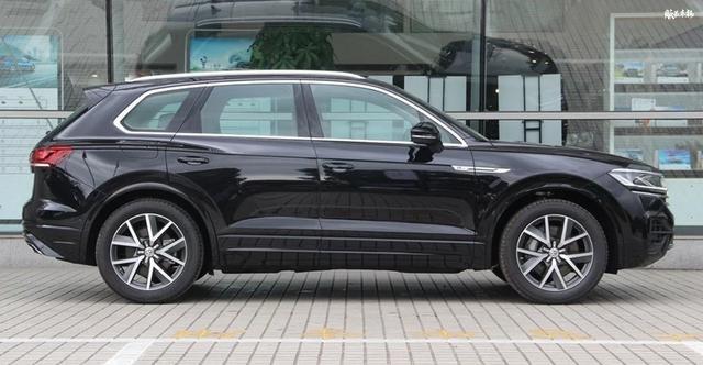 大众辉腾多少钱？揭秘低调豪车的价格之谜