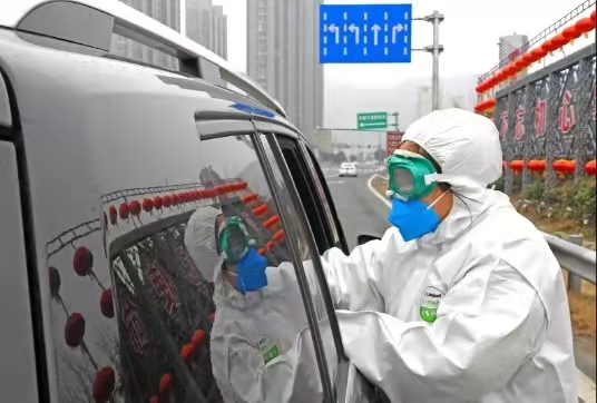 大连疫情出现超级传播者,防控警报再次拉响 大连疫情出现超级传播者,防控警报再次拉响