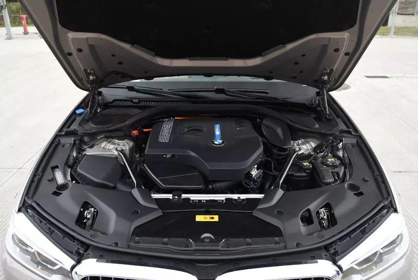 宝马530新款2025款多少钱落地:2021年9月宝马530出2022款