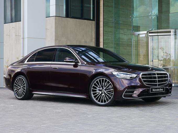 奔驰热销车型，豪华与科技的完美融合，持续领跑市场