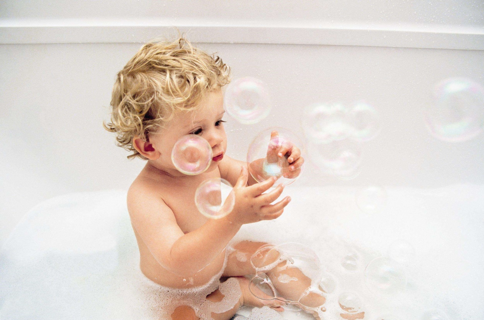 晒了太阳可以洗澡吗/晒完太阳可以洗头吗 晒了太阳可以洗澡吗/晒完太阳可以洗头吗