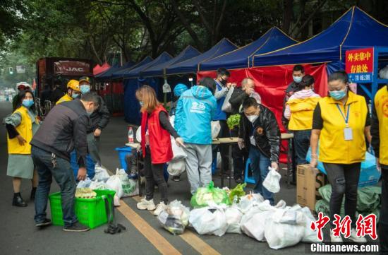 四川成都疫情最新消息今天,防控措施持续优化,市民生活平稳有序 四川成都疫情最新消息今天,防控措施持续优化,市民生活平稳有序