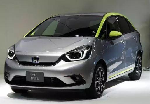 马自达二厢版2020(马自达两厢版车型) 马自达二厢版2020(马自达两厢版车型)