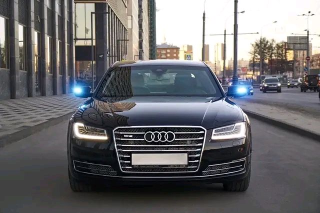 奥迪A8L W12的澎湃之心，揭秘6.0升排量的极致魅力