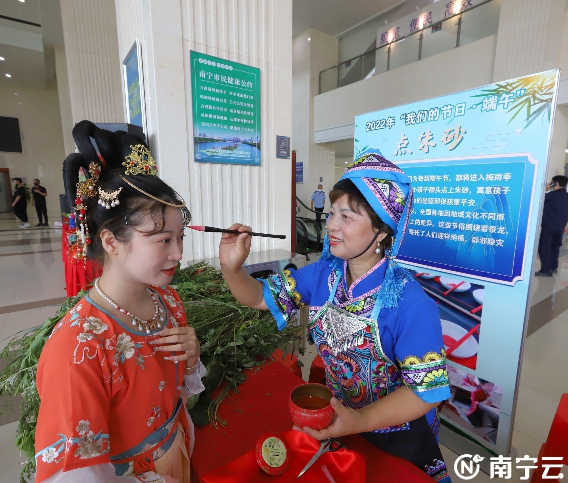 2022年端午节几月几日过？重温传统习俗与文化意义