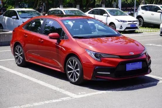 新款汽车上市老款会降价吗（新款汽车上市旧款就降价吗）