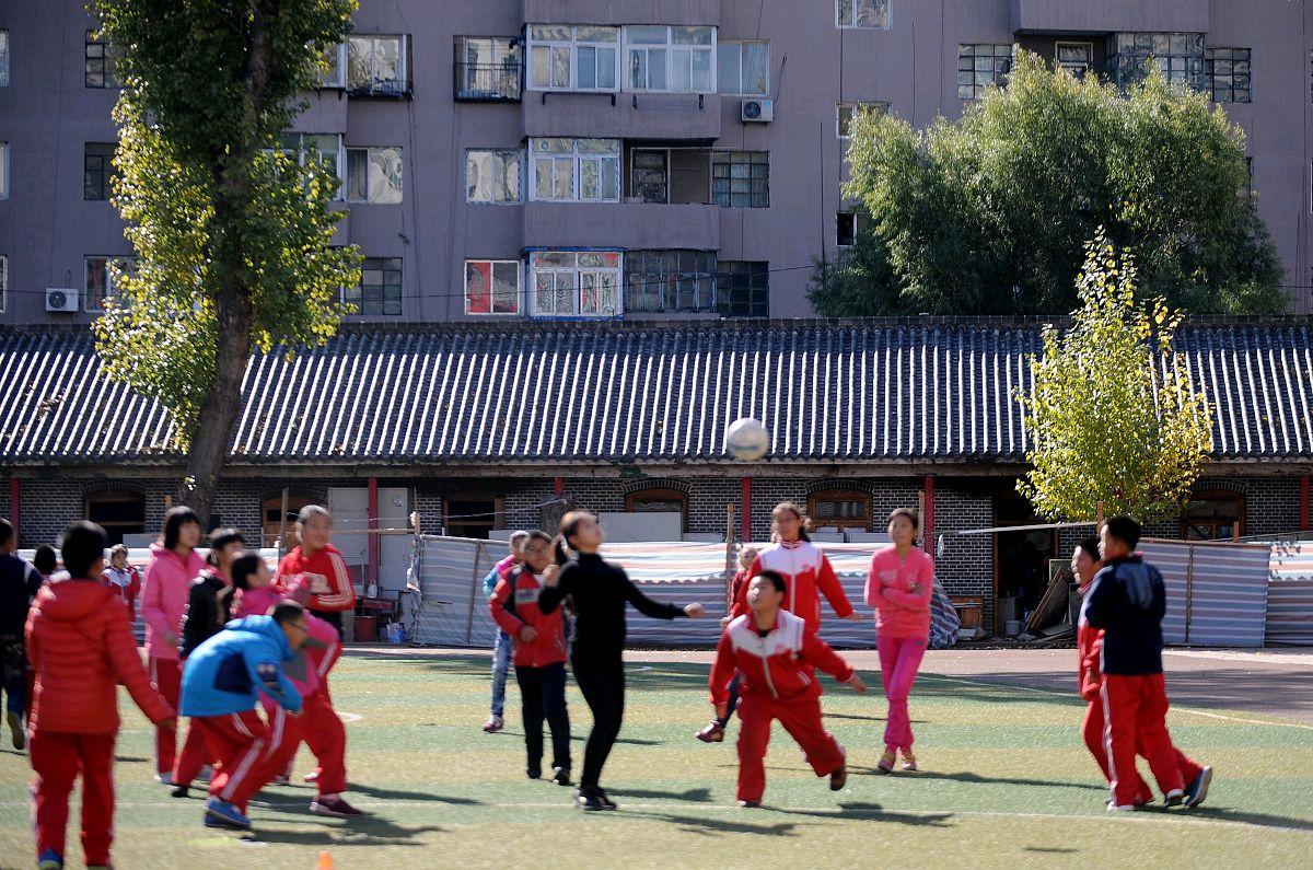 封闭式管理的学校学费多少/半封闭式管理学校