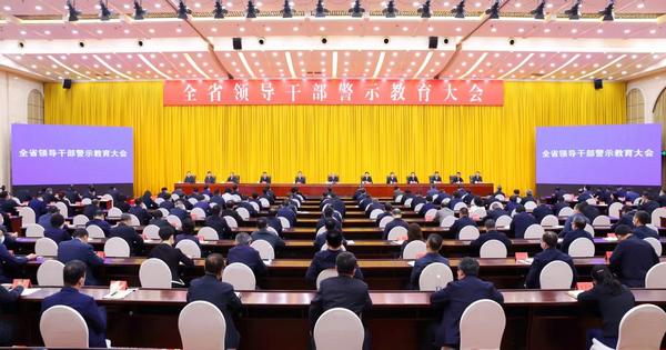 哈尔滨再增2例本土病例,疫情防控警钟长鸣 哈尔滨再增2例本土病例,疫情防控警钟长鸣