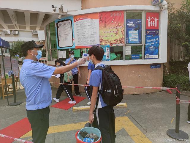 深圳全市停课,风雨中的守护与思考 深圳全市停课,风雨中的守护与思考