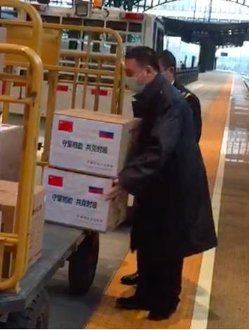 俄罗斯疫情最新消息实时，每日新增破万，防疫措施持续收紧