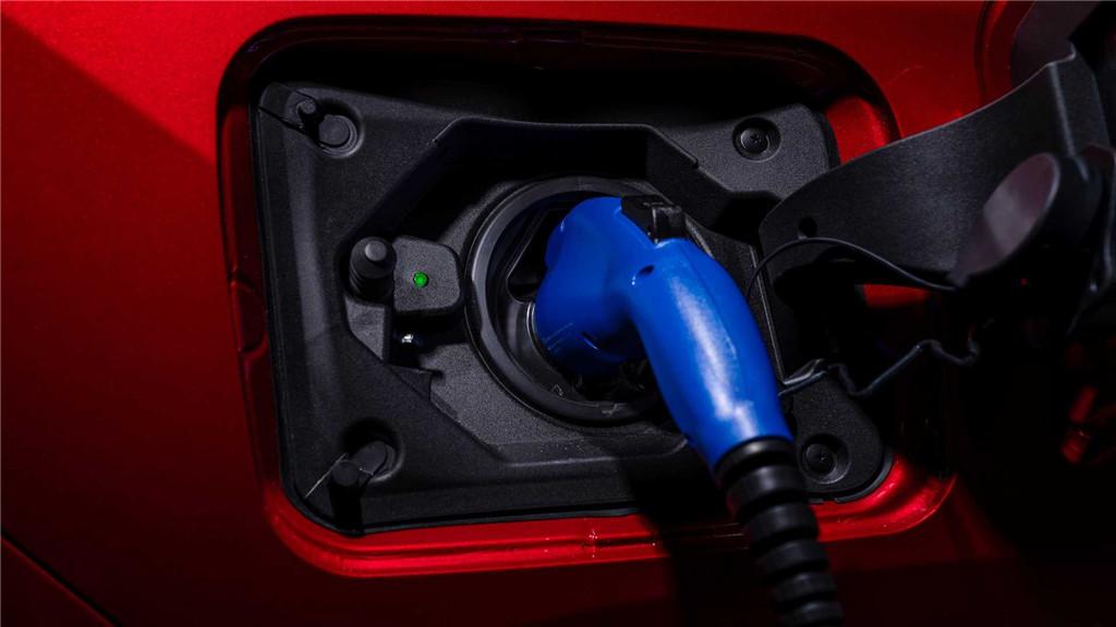 丰田荣放2020款都市版有天窗吗:丰田荣放2020款都市版有天窗吗视频