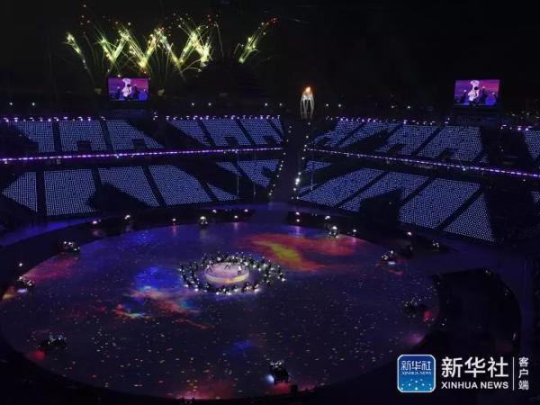 冰雪盛会落幕时，北京冬奥会的闭幕时刻与永恒回响