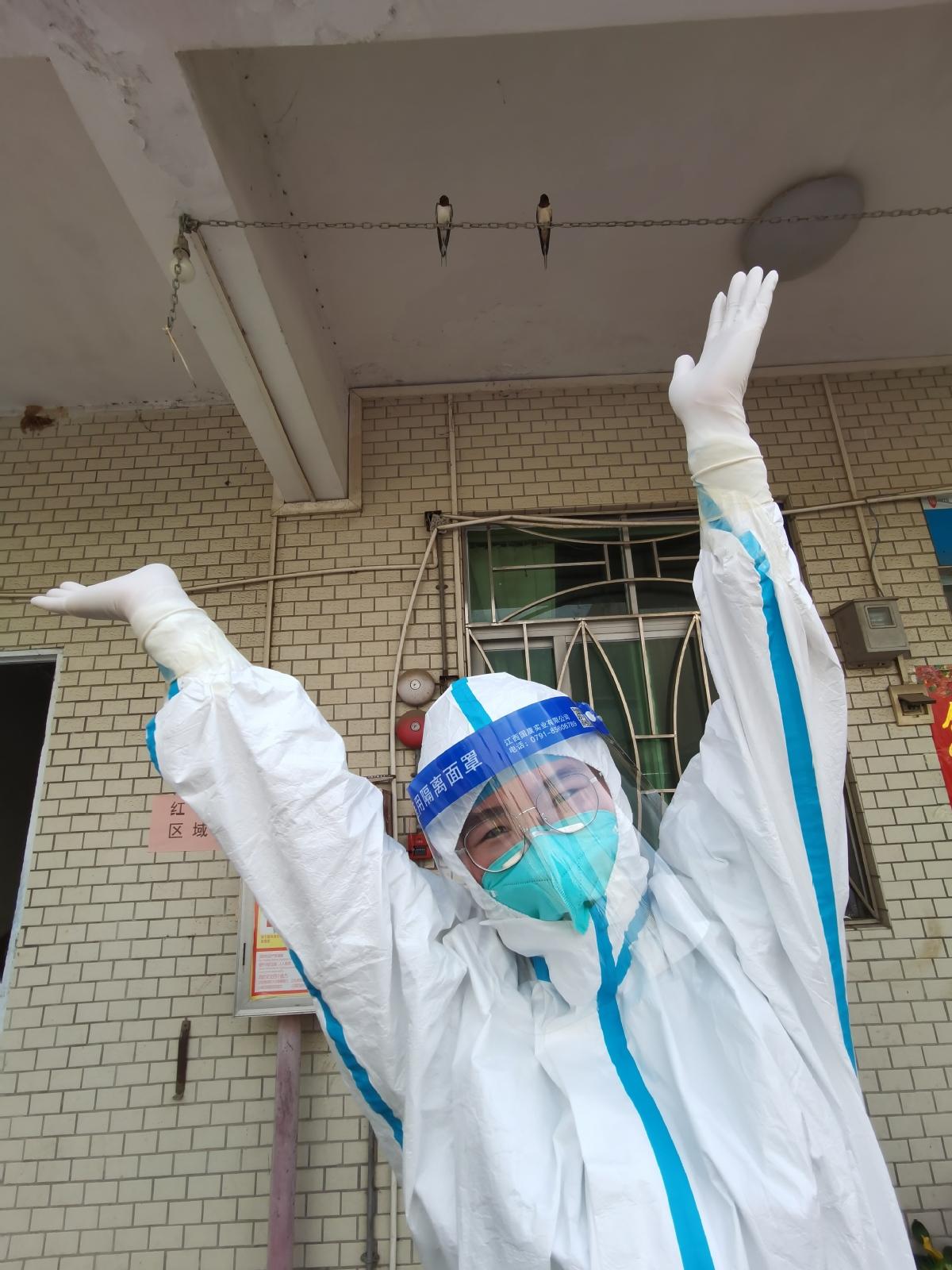 【核酸阳性男子隐瞒行程给女儿办婚礼/隐瞒核酸检测阳性】