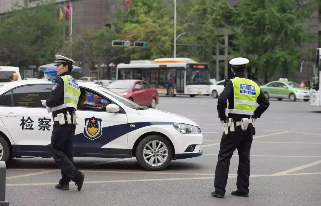 北京交通违章查询官方网/北京交通违章查询官方网电话