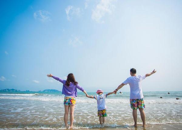 【一家三口三亚旅游攻略自由行/一家三口去三亚旅游要多少钱】