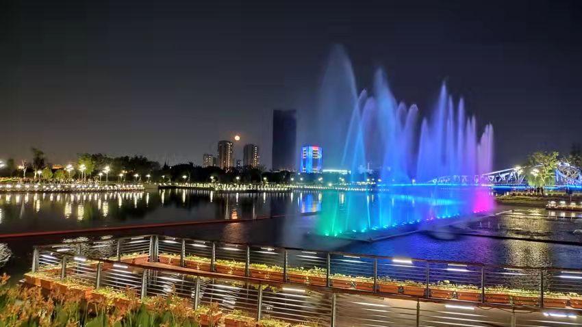 青浦大白被推下楼视频/青浦大白被推下楼视频播放