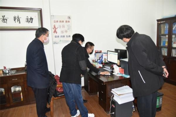 西安防疫太严格/西安防控不力 西安防疫太严格/西安防控不力