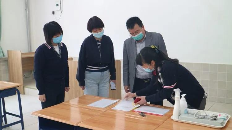 西安防疫太严格/西安防控不力 西安防疫太严格/西安防控不力