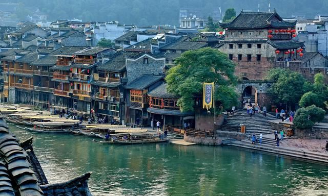 凤凰古城景区关闭/凤凰古城有没有关闭