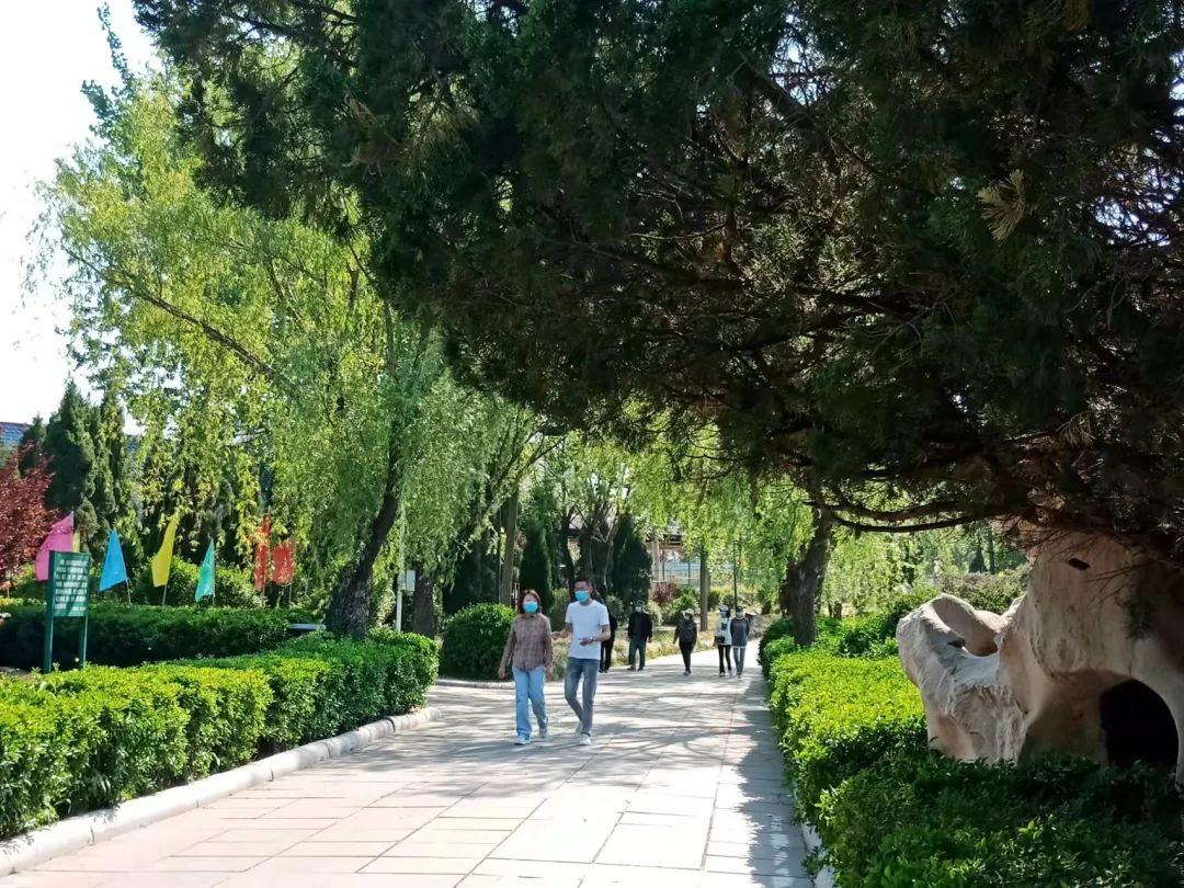 五一放4天假的图片/五一放假四天是法定假日吗