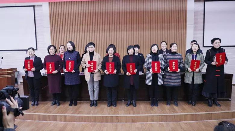 【新疆喀什市有几个县,新疆喀什市有几个县区】