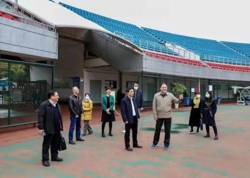 【工作组:福建疫情形势复杂/工作组专家称福建疫情形势严峻复杂】