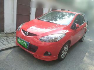 马自达2两厢价格及图片（马自达2两厢试驾视频）