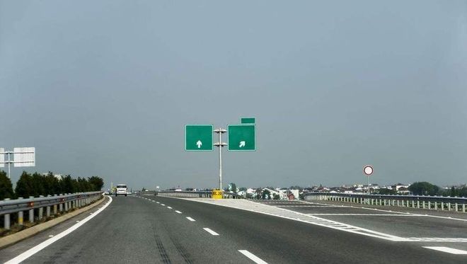 高速公路免费时间是什么时间?（高速公路的免费时间）