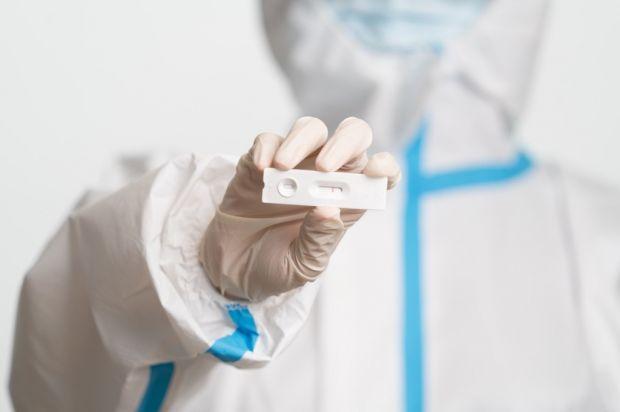 得新冠病毒阳性两个星期后阴性,好了吗（新冠检测阳性后来又是阴性）