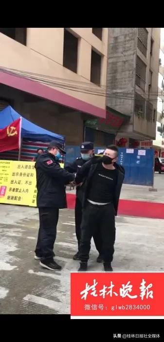 河南大妈拒绝扫码打人/河南大妈拒绝扫码打人视频 河南大妈拒绝扫码打人/河南大妈拒绝扫码打人视频