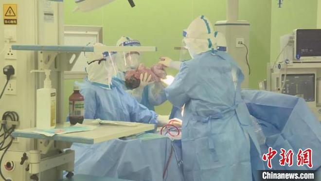 怀孕期间感染新冠肺炎/怀孕期间感染新冠肺炎怎么办