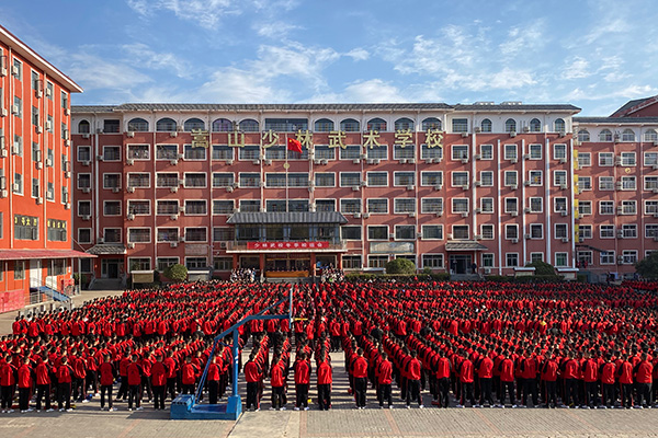 【初中封闭式管理学校怎么样,封闭式学校初中部】